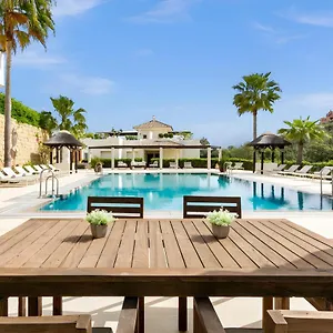 Luxury & Sunny With Breathtaking View In Marbella East Appartement
